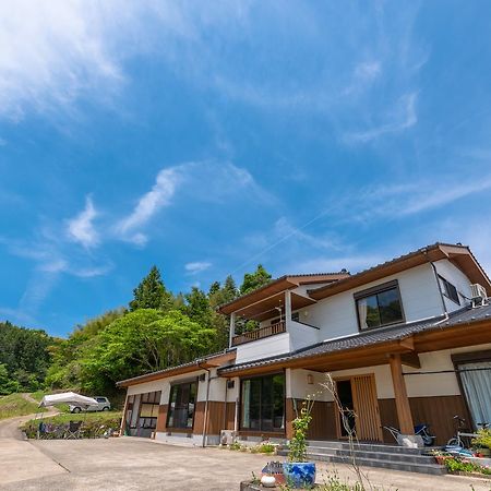Share Creative&Bed Adonoan Guest House Takeo Ngoại thất bức ảnh